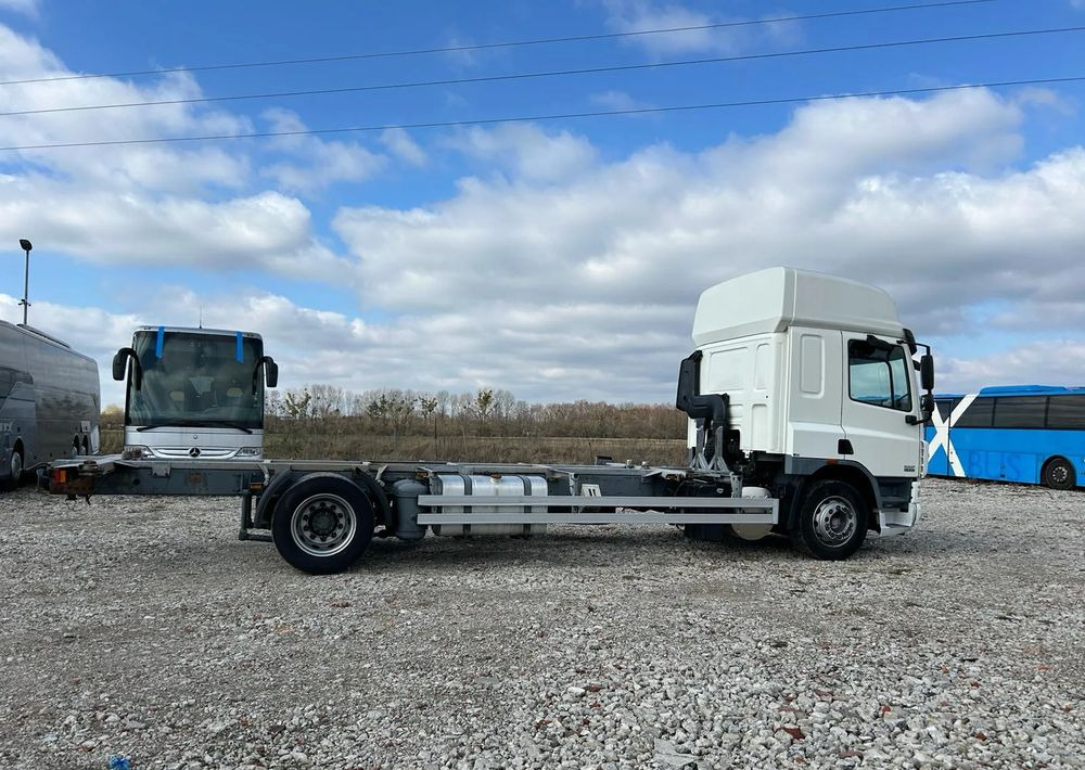 DAF CF75.310 - Шаси кабина: снимка 2 DAF CF75.310 - Шаси кабина: снимка 2