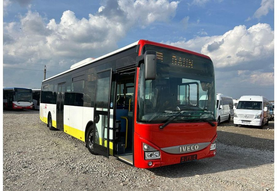 Iveco Crossway LE - Градски автобус: снимка 1 Iveco Crossway LE - Градски автобус: снимка 1