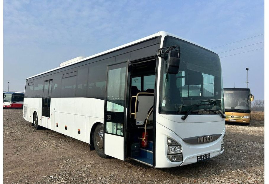 Iveco Crossway - Междуградски автобус: снимка 2 Iveco Crossway - Междуградски автобус: снимка 2