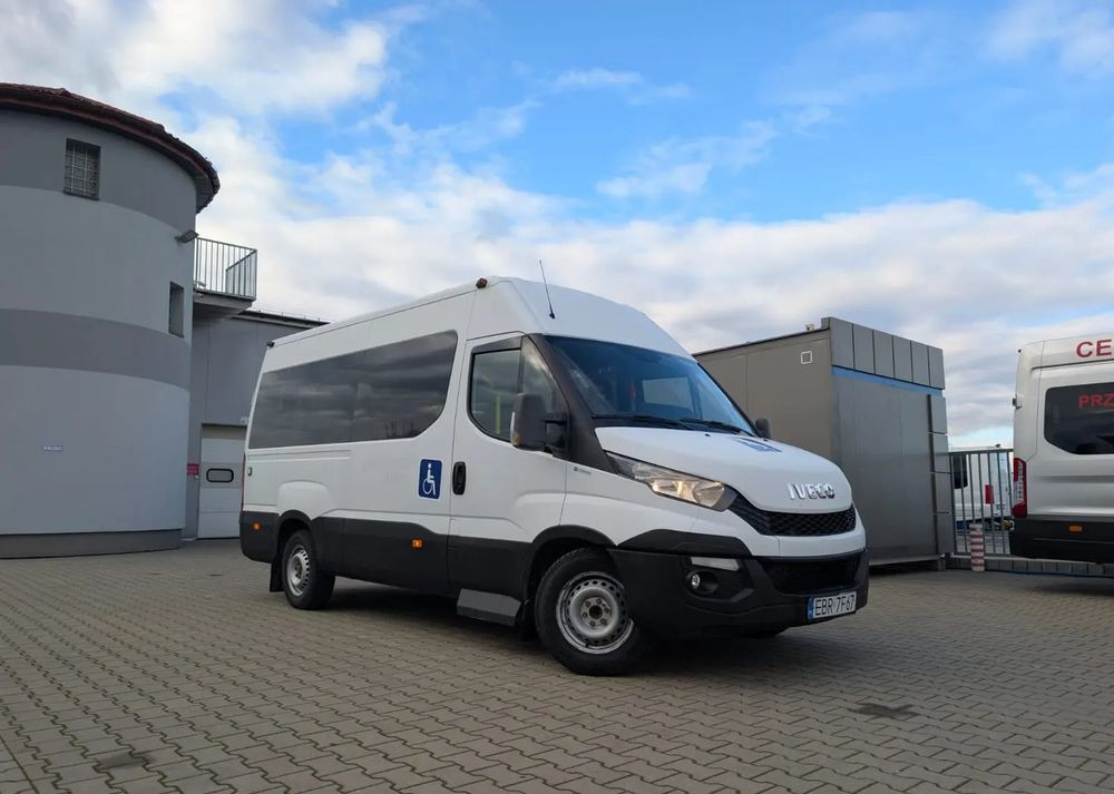 Iveco Daily - Микробус, Пътнически бус: снимка 1 Iveco Daily - Микробус, Пътнически бус: снимка 1