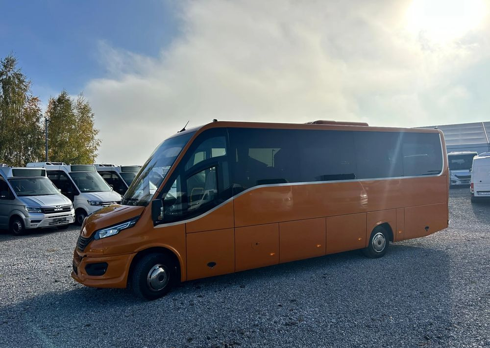 Iveco Daily - Микробус, Пътнически бус: снимка 3 Iveco Daily - Микробус, Пътнически бус: снимка 3