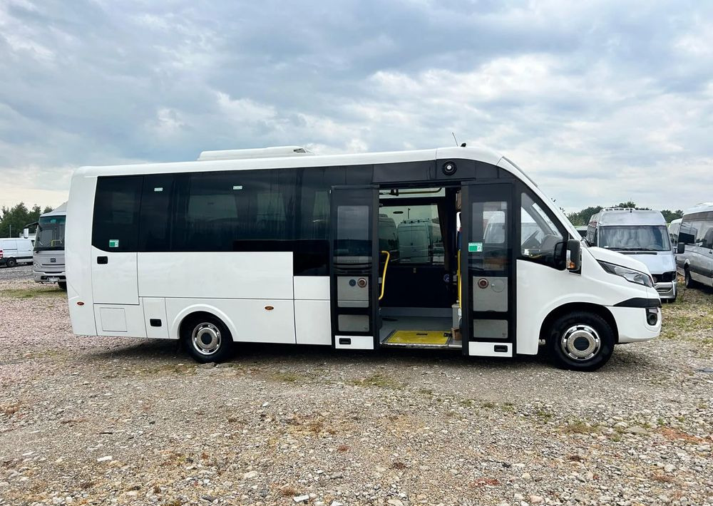 Iveco Daily Rosero City - Микробус, Пътнически бус: снимка 3 Iveco Daily Rosero City - Микробус, Пътнически бус: снимка 3