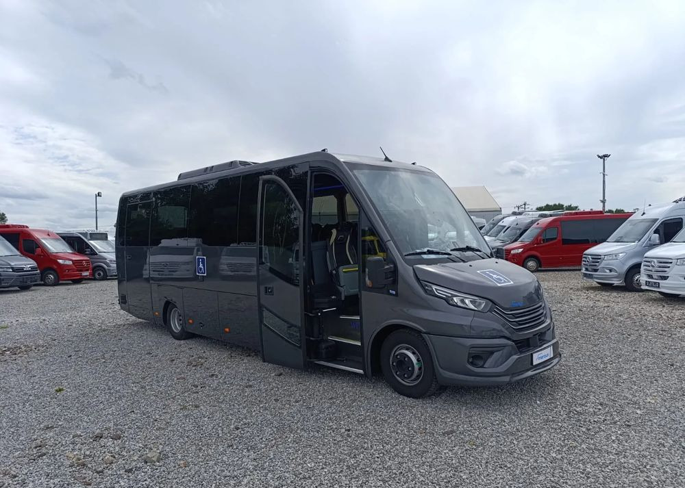 Iveco Mercus Daily 70C21 - Микробус, Пътнически бус: снимка 3 Iveco Mercus Daily 70C21 - Микробус, Пътнически бус: снимка 3