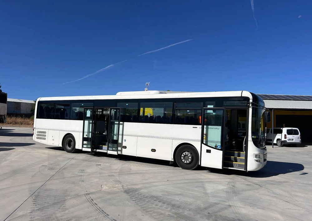 MAN Lions Intercity - Междуградски автобус: снимка 2 MAN Lions Intercity - Междуградски автобус: снимка 2