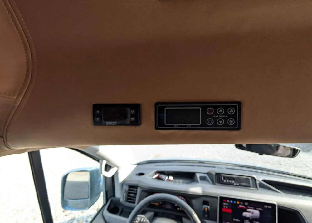 Нови Микробус, Пътнически бус MAN TGE 5.160: снимка 18 Нови Микробус, Пътнически бус MAN TGE 5.160: снимка 18