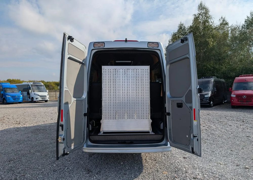 Нови Микробус, Пътнически бус MAN TGE 5.160: снимка 6 Нови Микробус, Пътнически бус MAN TGE 5.160: снимка 6