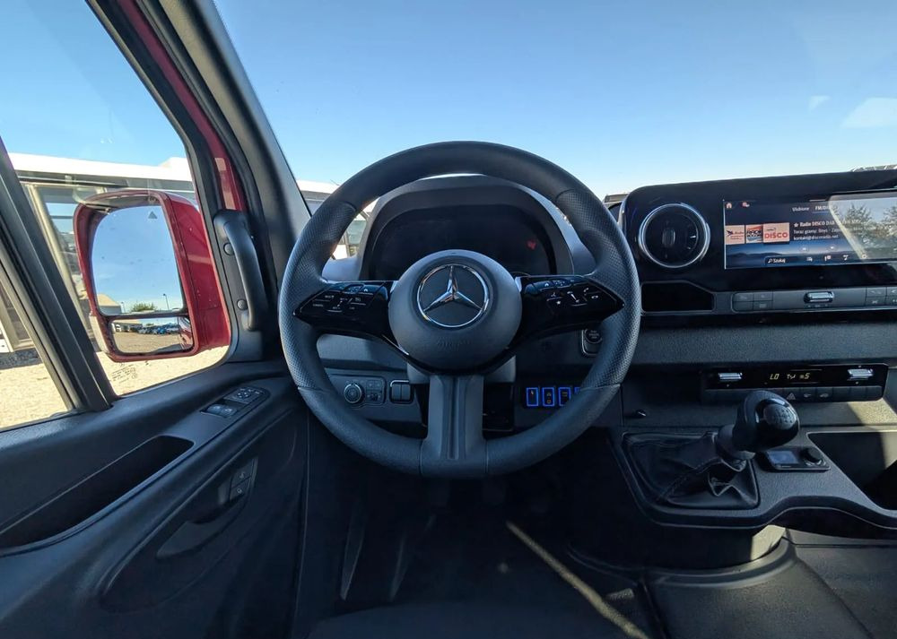 Нови Микробус, Пътнически бус Mercedes-Benz Sprinter 517: снимка 16