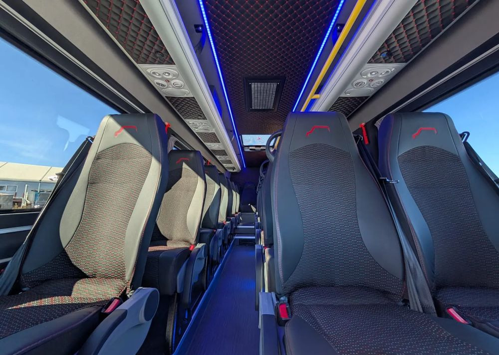 Нови Микробус, Пътнически бус Mercedes-Benz Sprinter 517: снимка 17