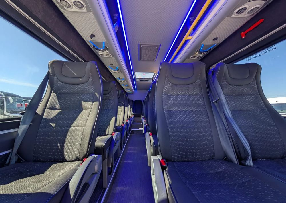 Микробус, Пътнически бус Mercedes-Benz Sprinter 517: снимка 18