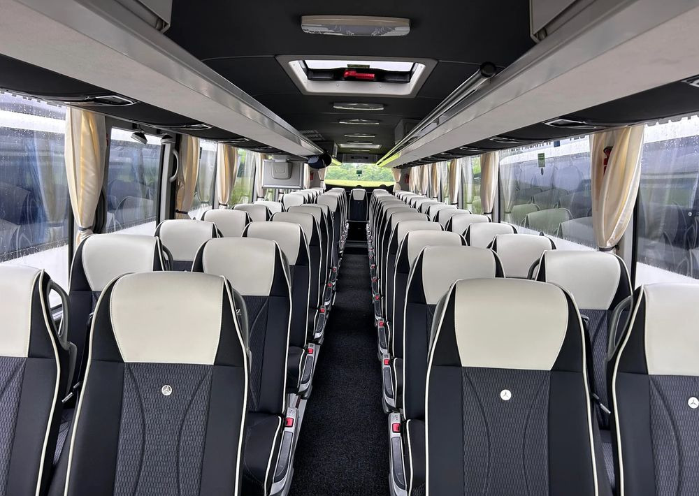 Туристически автобус Mercedes-Benz Tourismo: снимка 18