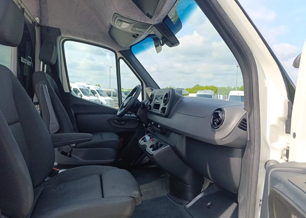 Нови Микробус, Електробус Mercedes-Benz eSprinter: снимка 15