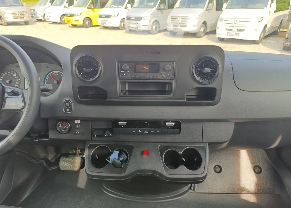Нови Микробус, Електробус Mercedes-Benz eSprinter: снимка 17