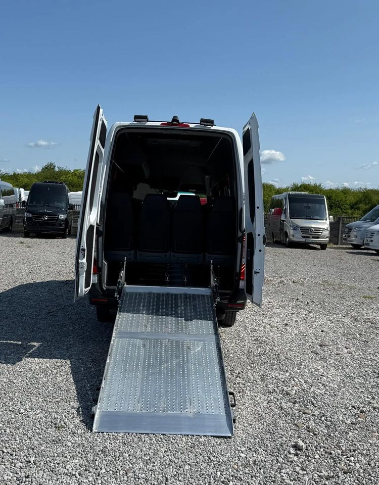 Нови Микробус, Електробус Mercedes-Benz eSprinter: снимка 9