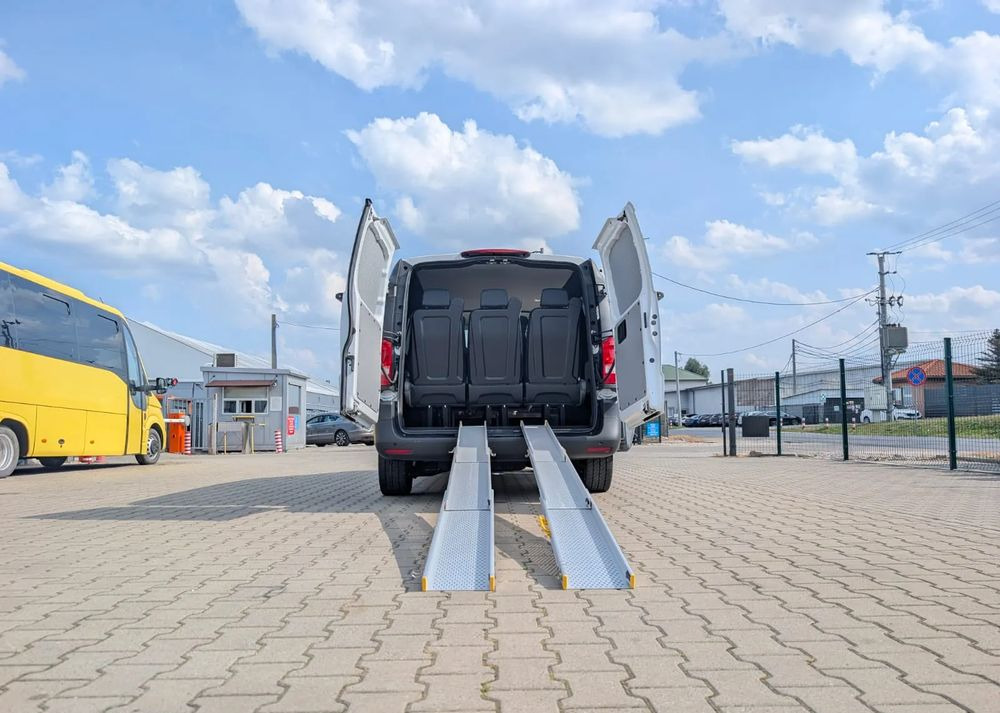 Нови Микробус, Електробус Mercedes-Benz eVito: снимка 7