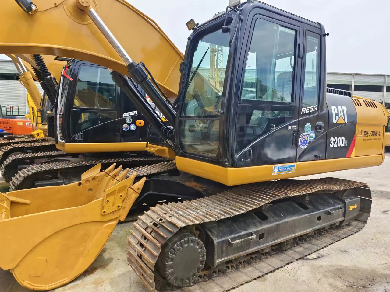 CAT 320D 320D2 320 - Верижен багер: снимка 4 CAT 320D 320D2 320 - Верижен багер: снимка 4