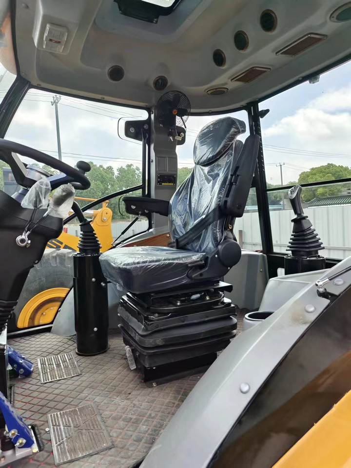 CAT 420F - Багер-товарач: снимка 4 CAT 420F - Багер-товарач: снимка 4