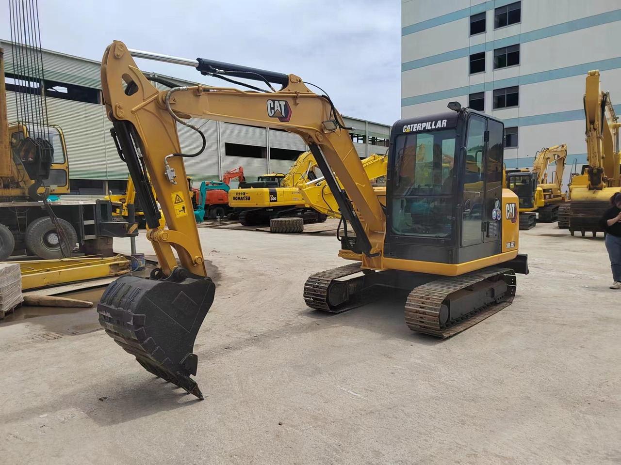 CAT CAT 305 CATERPILLAR 305.5E2 - Мини багер: снимка 1 CAT CAT 305 CATERPILLAR 305.5E2 - Мини багер: снимка 1