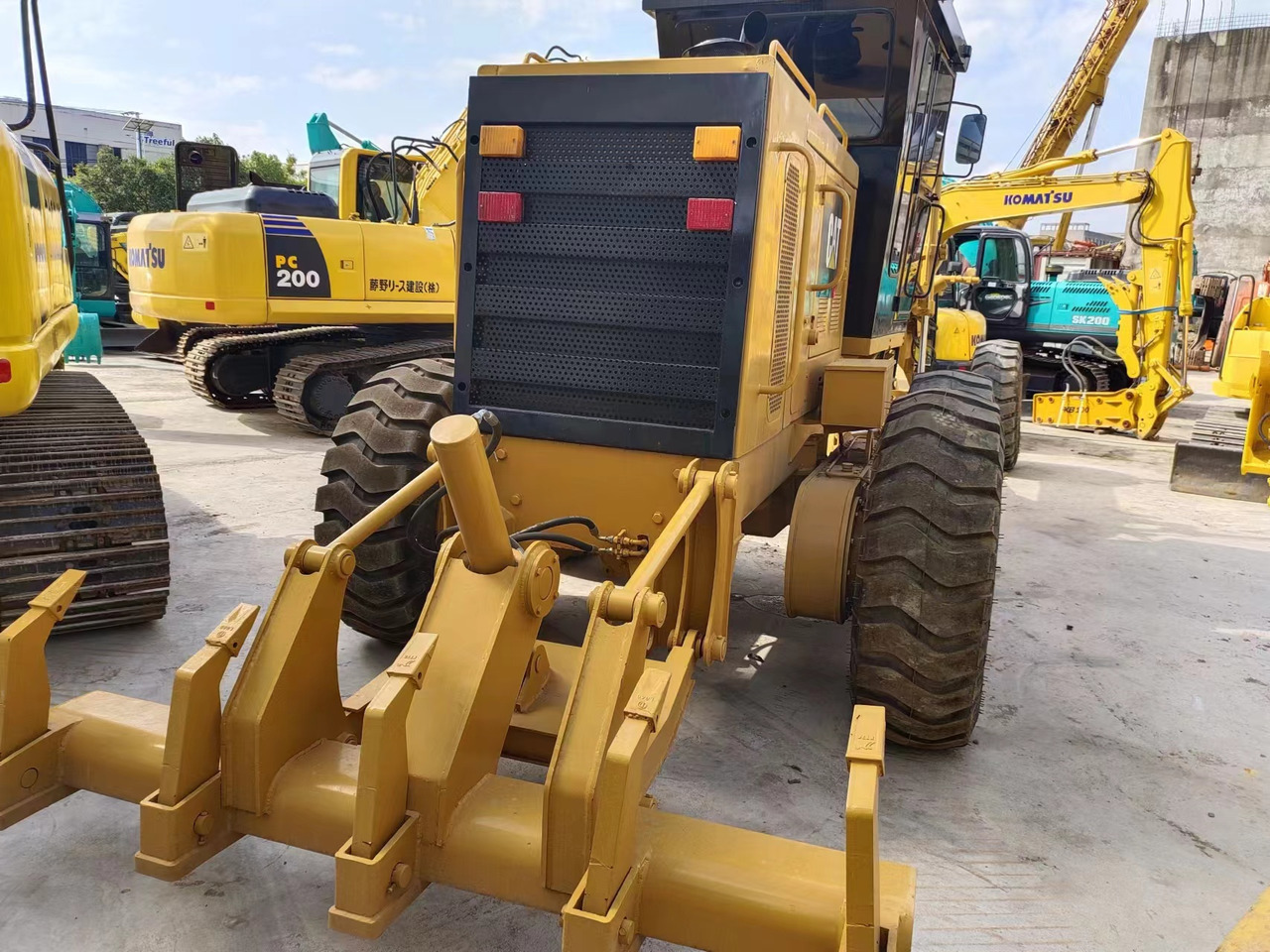 CATERPILLAR 140H - Грейдер: снимка 3 CATERPILLAR 140H - Грейдер: снимка 3