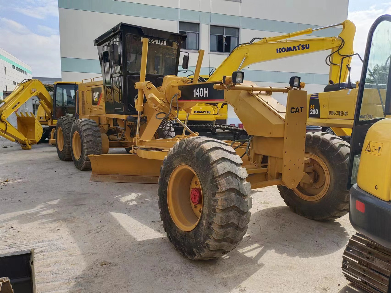 CATERPILLAR 140H - Грейдер: снимка 1 CATERPILLAR 140H - Грейдер: снимка 1