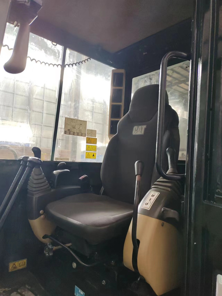 CATERPILLAR 306E2 - Мини багер: снимка 3 CATERPILLAR 306E2 - Мини багер: снимка 3