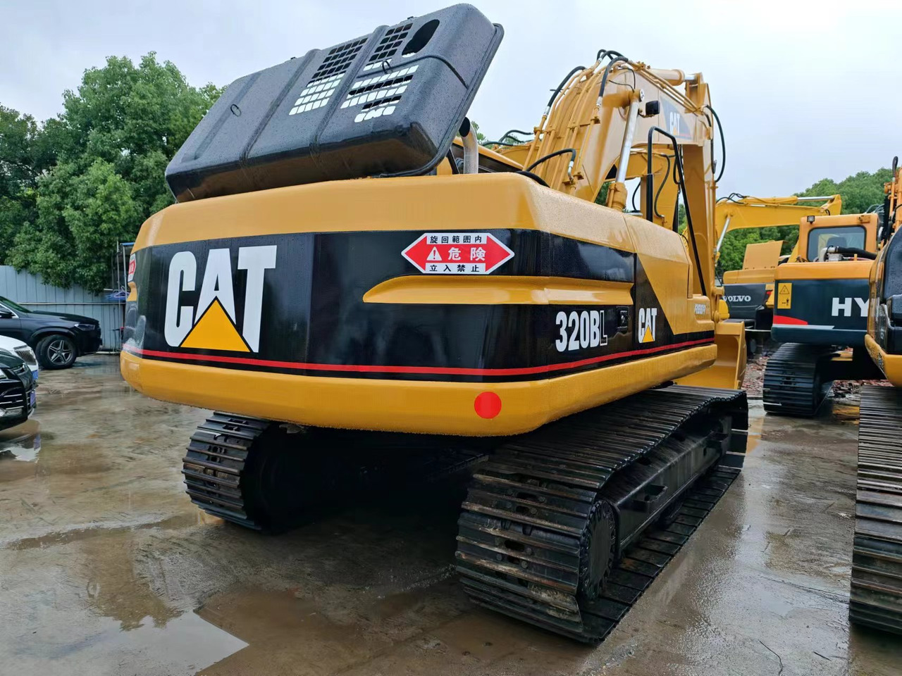 CATERPILLAR 320BL - Верижен багер: снимка 2 CATERPILLAR 320BL - Верижен багер: снимка 2
