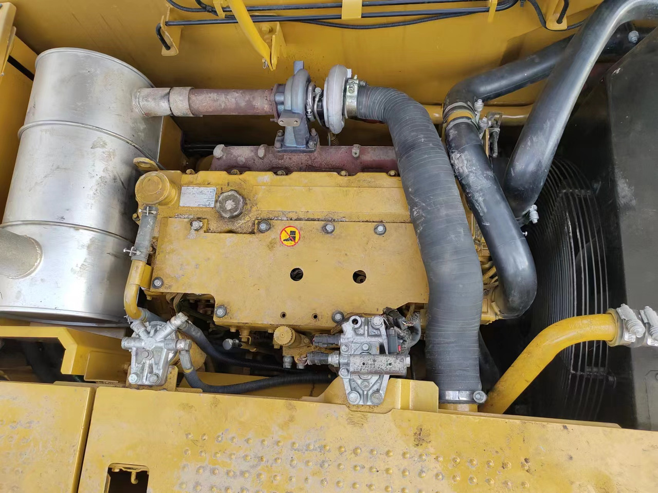 CATERPILLAR 320D2L CAT 320D - Верижен багер: снимка 5 CATERPILLAR 320D2L CAT 320D - Верижен багер: снимка 5
