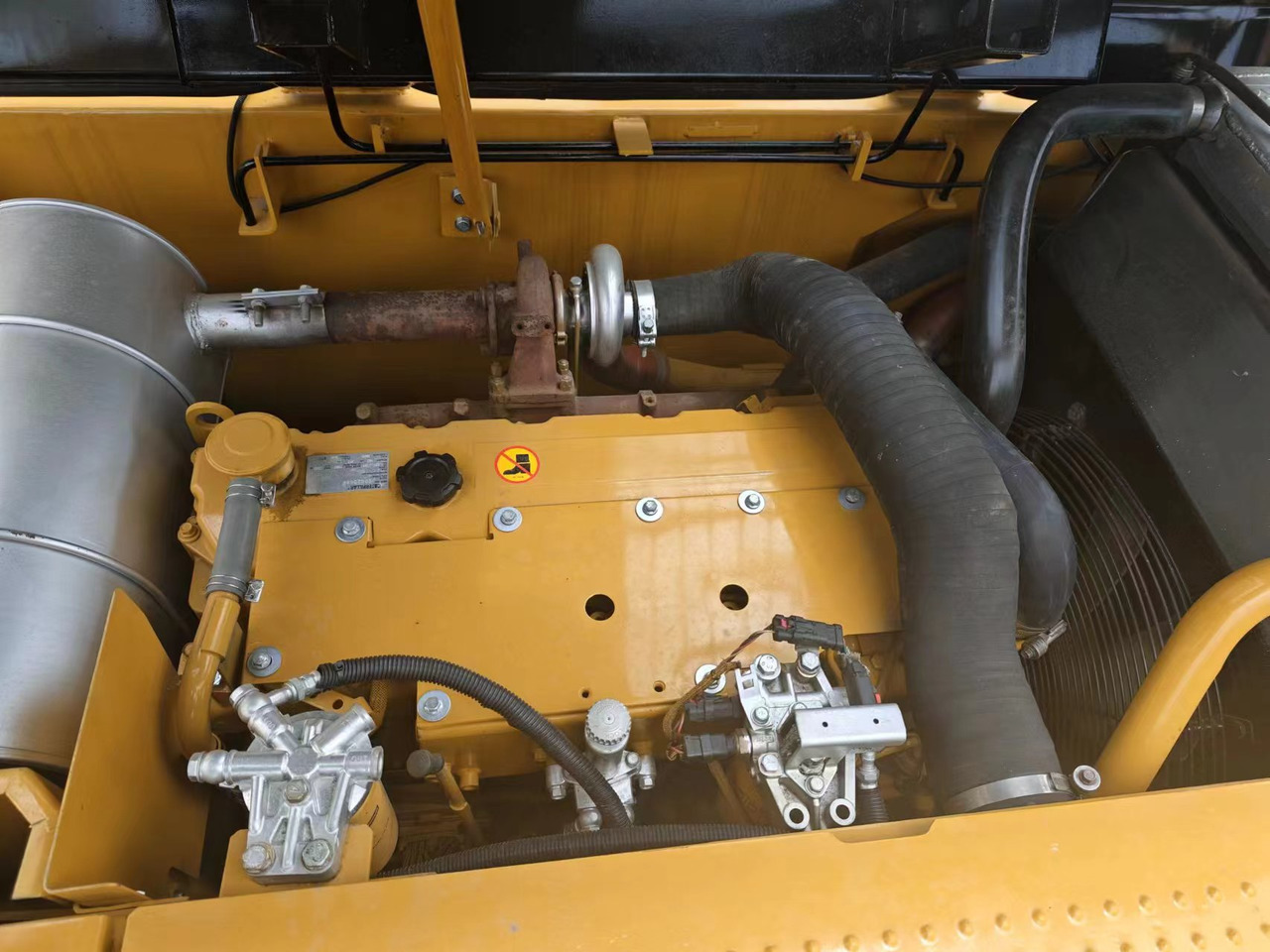 CATERPILLAR 320DL - Верижен багер: снимка 4 CATERPILLAR 320DL - Верижен багер: снимка 4