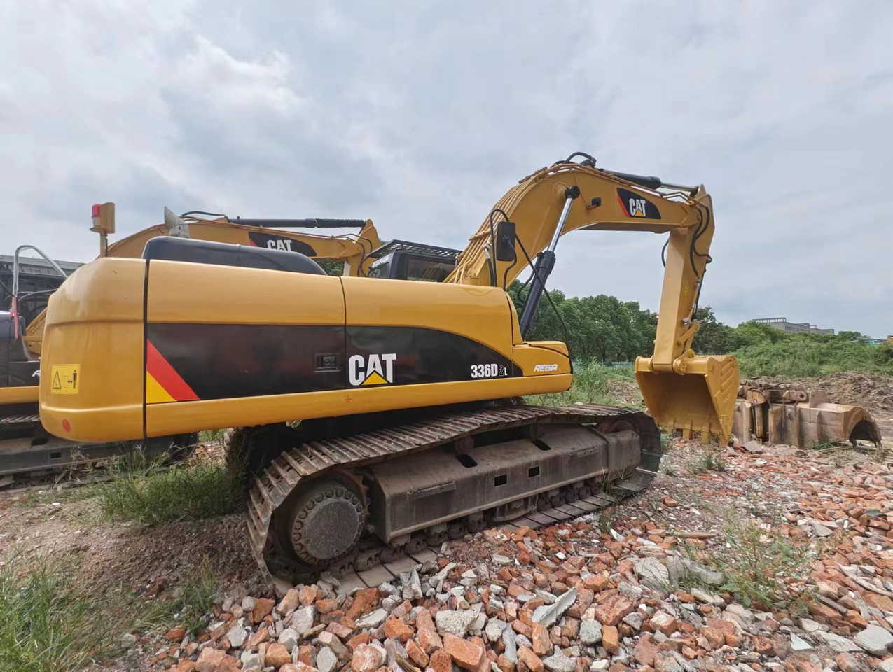 CATERPILLAR 336D2L CAT 336 - Верижен багер: снимка 1 CATERPILLAR 336D2L CAT 336 - Верижен багер: снимка 1