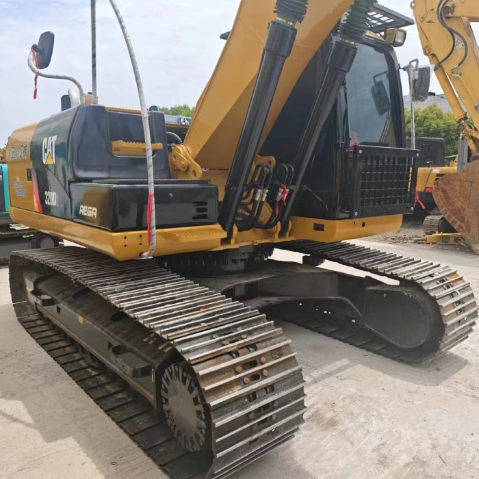 CATERPILLAR CAT 320DL Japan caterpillar brand new - Верижен багер: снимка 4 CATERPILLAR CAT 320DL Japan caterpillar brand new - Верижен багер: снимка 4