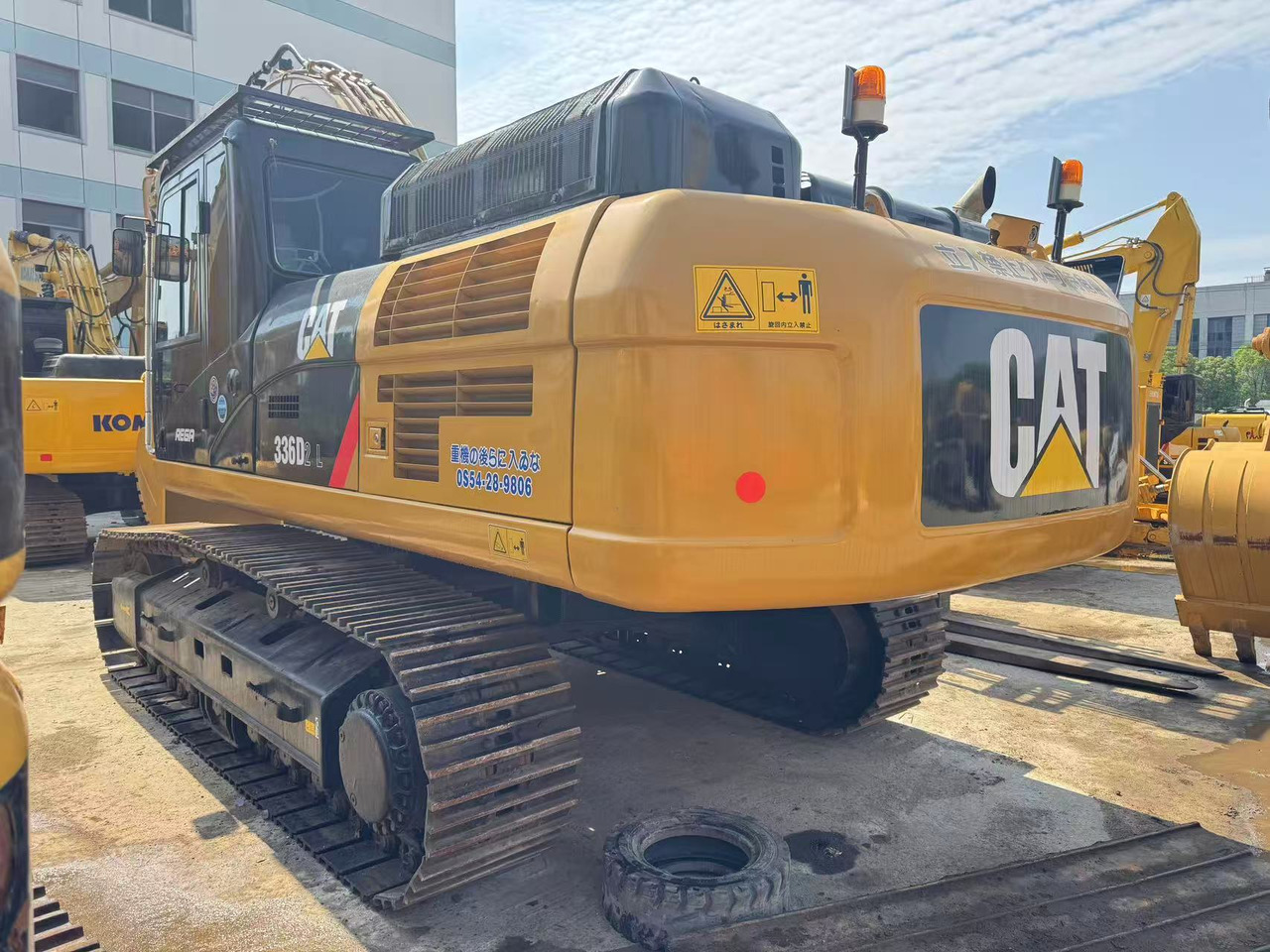 CATERPILLAR CAT 336 336D2 - Верижен багер: снимка 2 CATERPILLAR CAT 336 336D2 - Верижен багер: снимка 2