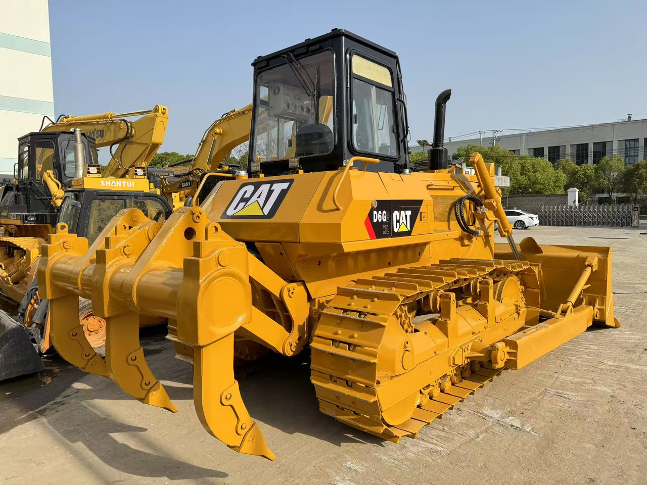 CATERPILLAR D6G2 - Булдозер: снимка 2 CATERPILLAR D6G2 - Булдозер: снимка 2