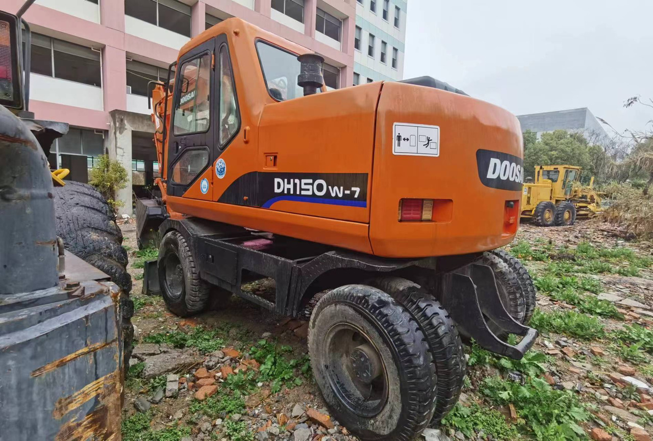 DOOSAN DH150W-7 - Колесен багер: снимка 5 DOOSAN DH150W-7 - Колесен багер: снимка 5