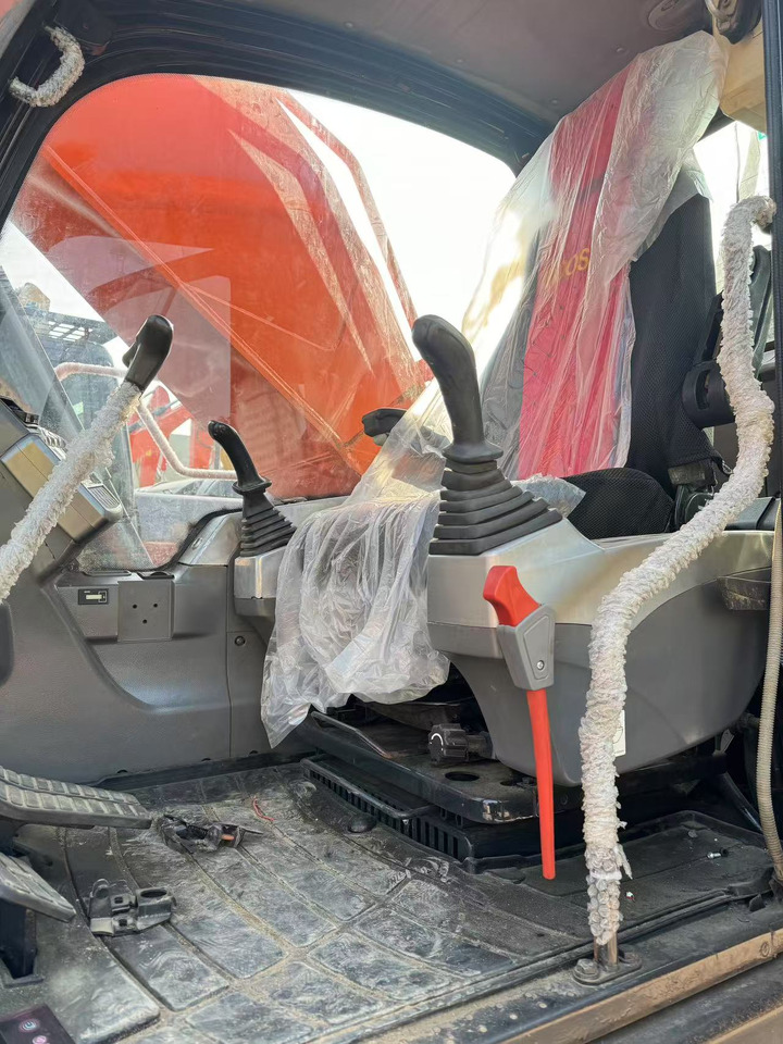 DOOSAN DX340LC - Верижен багер: снимка 3 DOOSAN DX340LC - Верижен багер: снимка 3