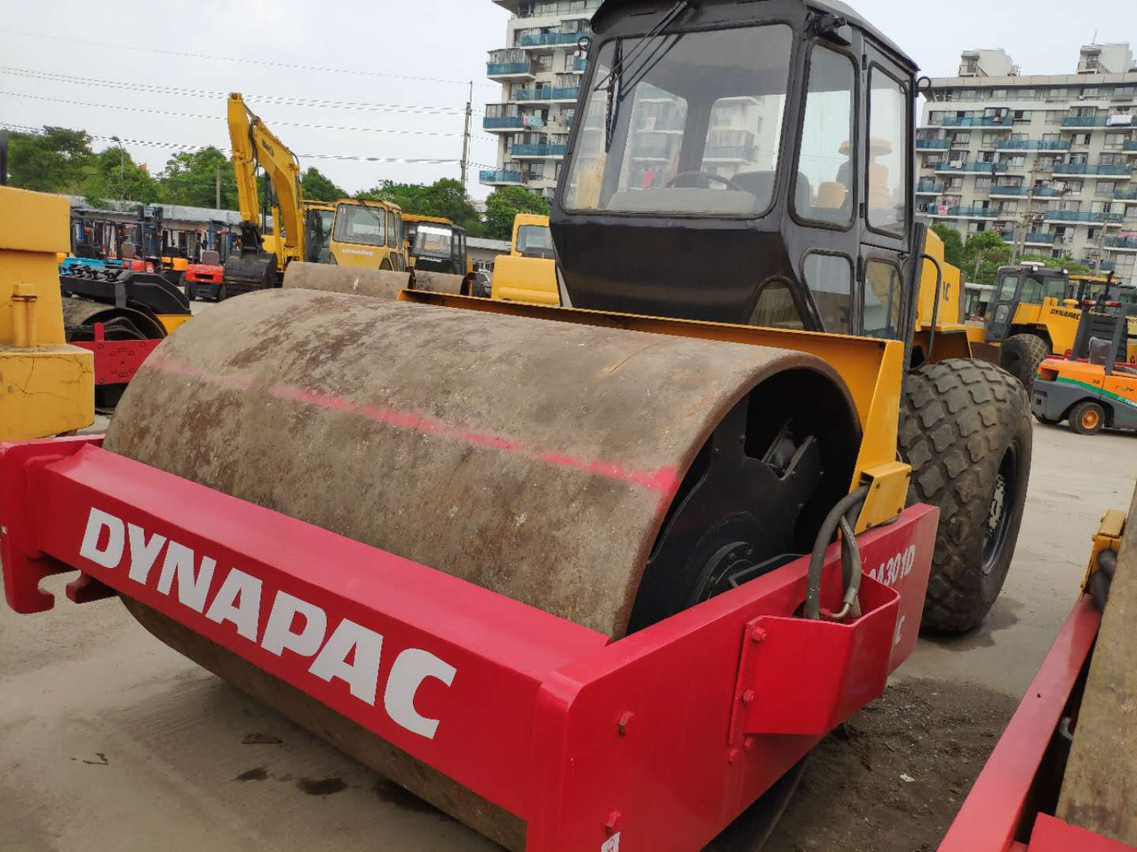 DYNAPAC CA301D - Компактор: снимка 2 DYNAPAC CA301D - Компактор: снимка 2