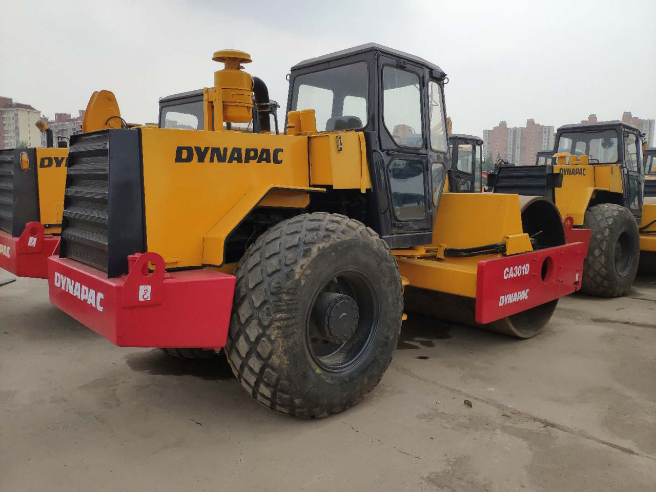 DYNAPAC CA301D - Компактор: снимка 1 DYNAPAC CA301D - Компактор: снимка 1