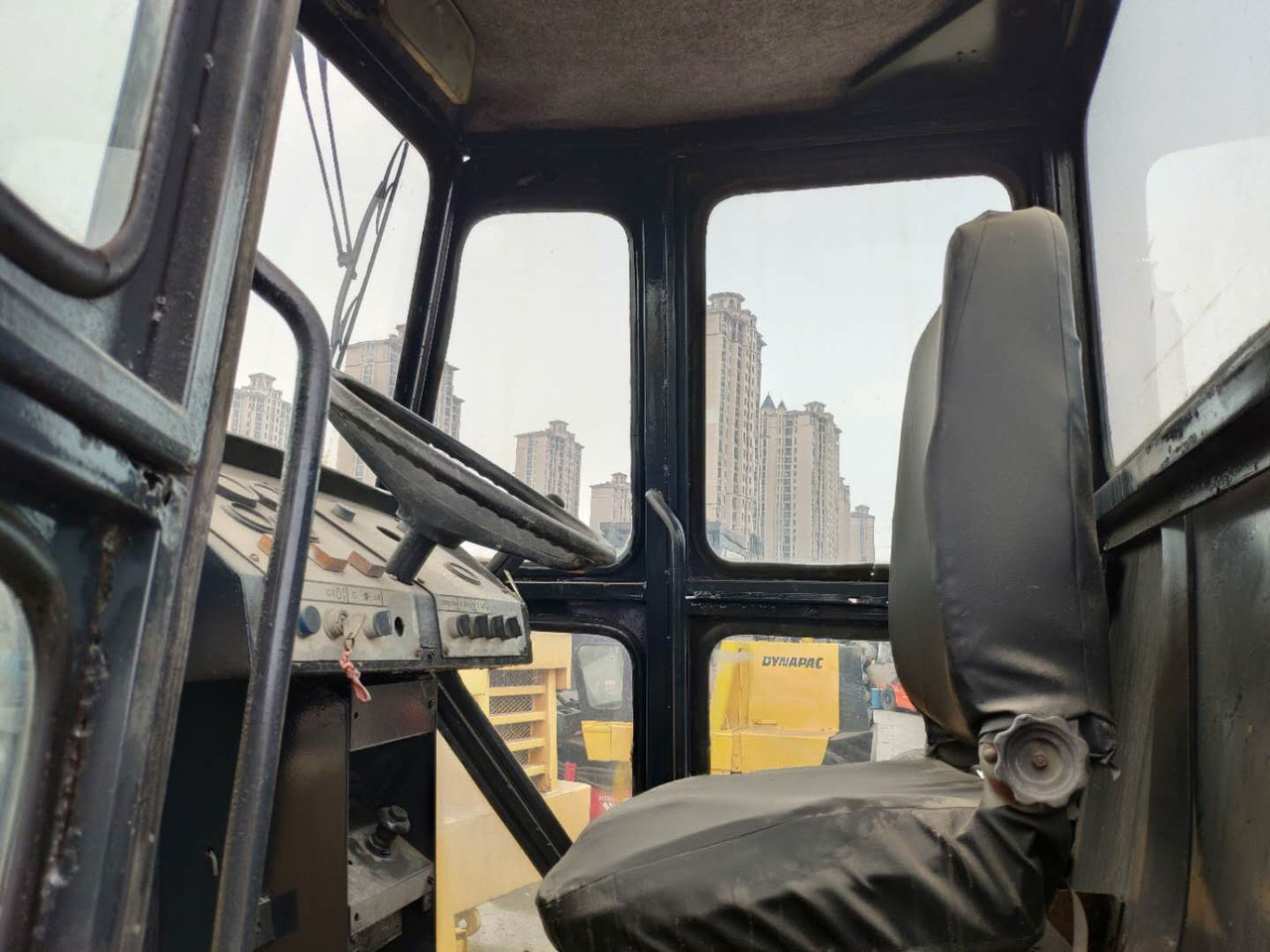 DYNAPAC CA301D - Компактор: снимка 5 DYNAPAC CA301D - Компактор: снимка 5