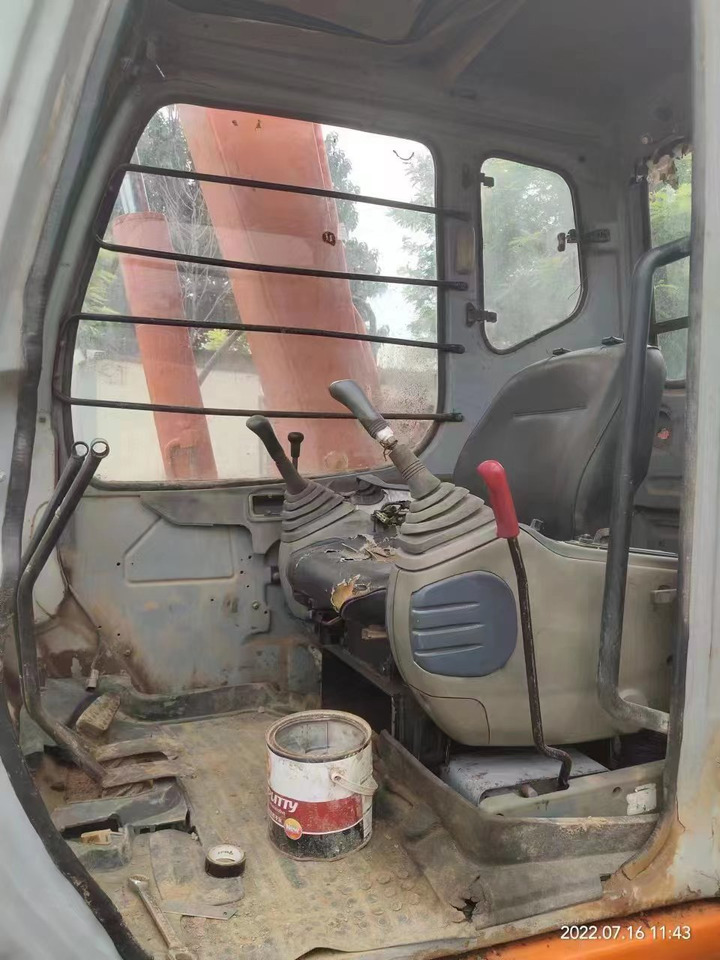 HITACHI EX60-5 - Мини багер: снимка 4 HITACHI EX60-5 - Мини багер: снимка 4