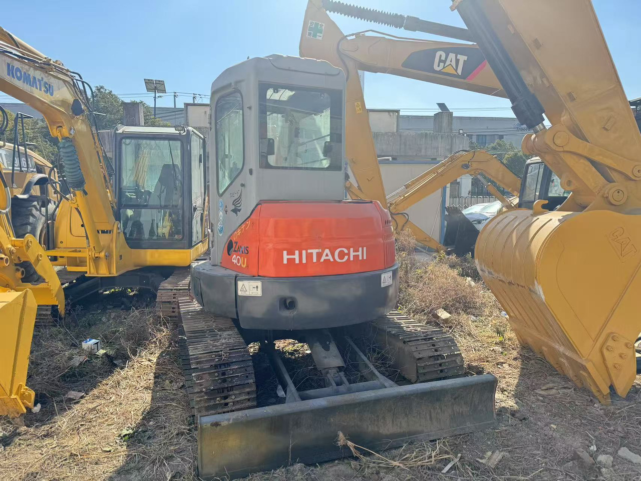 HITACHI ZX40U - Мини багер: снимка 2 HITACHI ZX40U - Мини багер: снимка 2