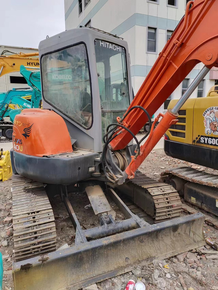 HITACHI ZX40U - Мини багер: снимка 3 HITACHI ZX40U - Мини багер: снимка 3