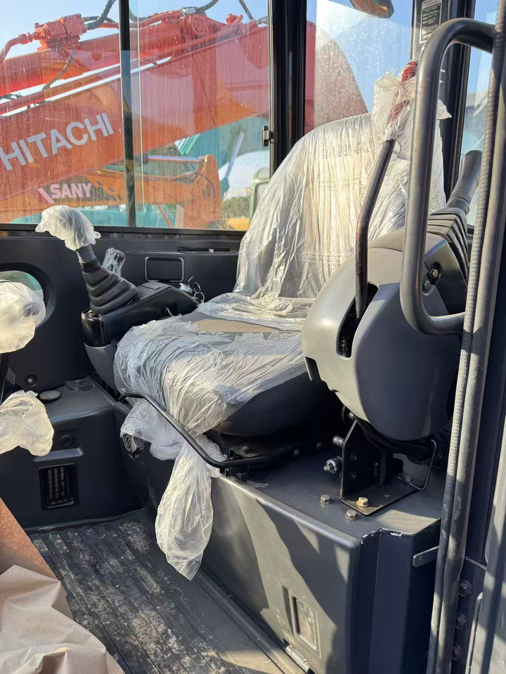 HITACHI ZX50U - Мини багер: снимка 4 HITACHI ZX50U - Мини багер: снимка 4