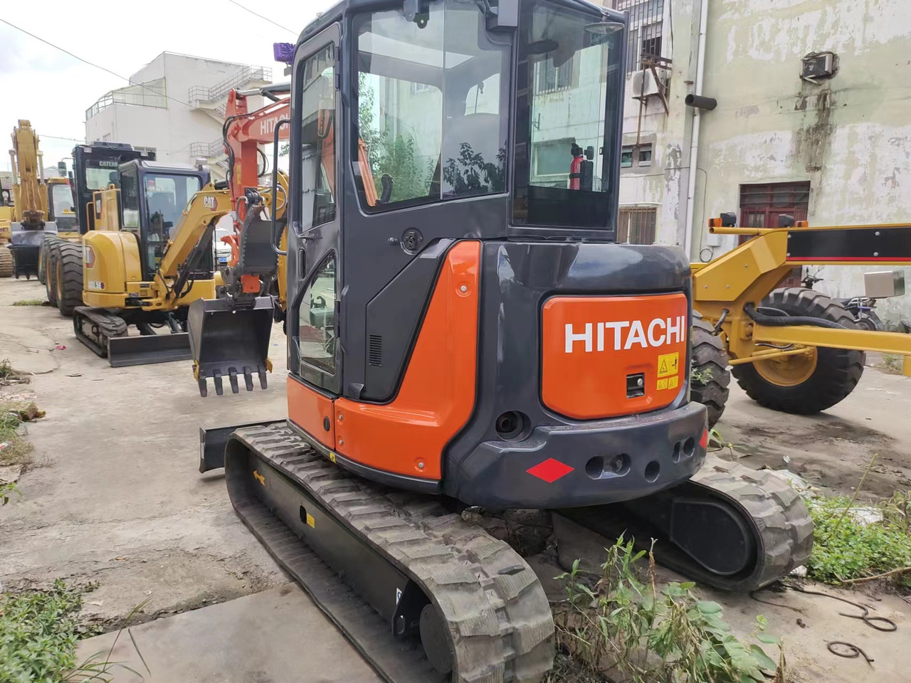 HITACHI ZX55 USR-5A - Мини багер: снимка 2 HITACHI ZX55 USR-5A - Мини багер: снимка 2