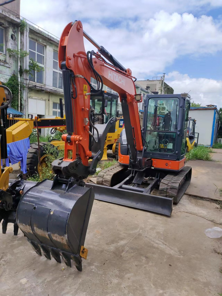 HITACHI ZX55 USR-5A - Мини багер: снимка 2 HITACHI ZX55 USR-5A - Мини багер: снимка 2