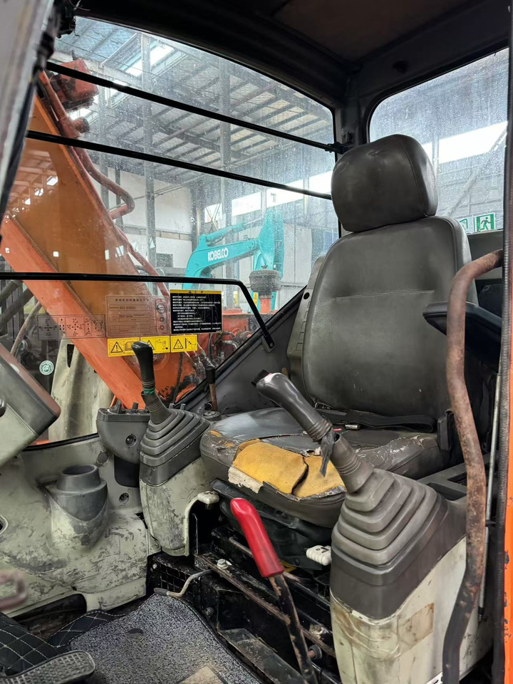 HITACHI ZX70 JAPAN SURPLUS - Мини багер: снимка 4 HITACHI ZX70 JAPAN SURPLUS - Мини багер: снимка 4