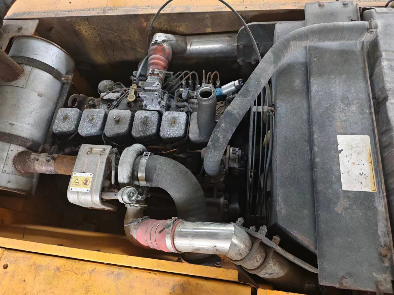 HYUNDAI 210W-7 - Колесен багер: снимка 5 HYUNDAI 210W-7 - Колесен багер: снимка 5