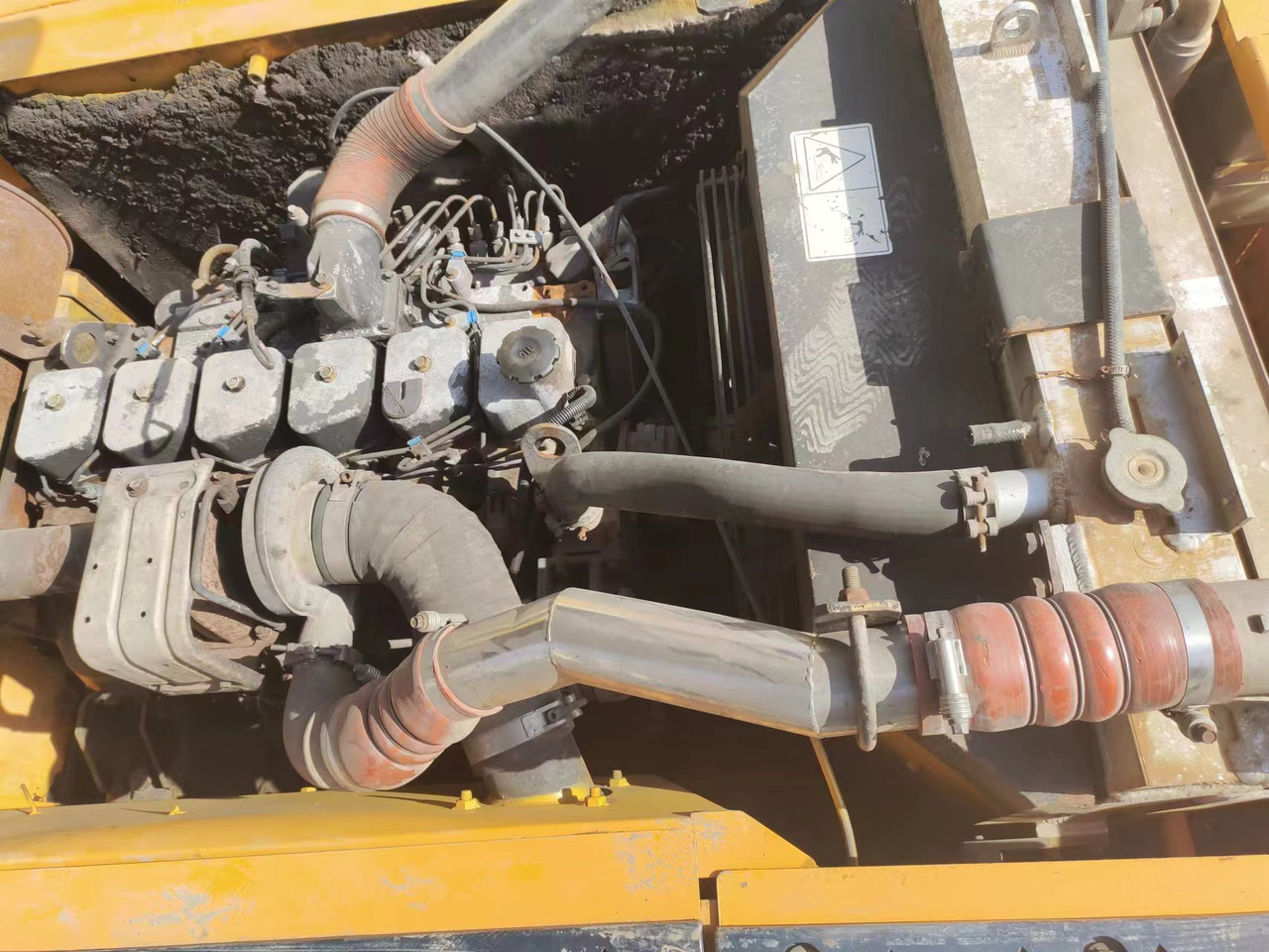 HYUNDAI 220LC-9S - Верижен багер: снимка 5 HYUNDAI 220LC-9S - Верижен багер: снимка 5