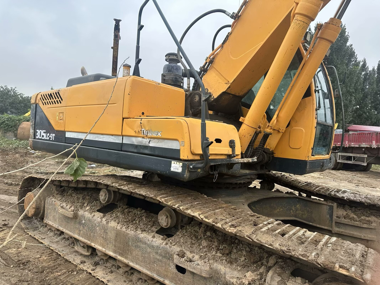 HYUNDAI R305LC-9T - Верижен багер: снимка 4 HYUNDAI R305LC-9T - Верижен багер: снимка 4