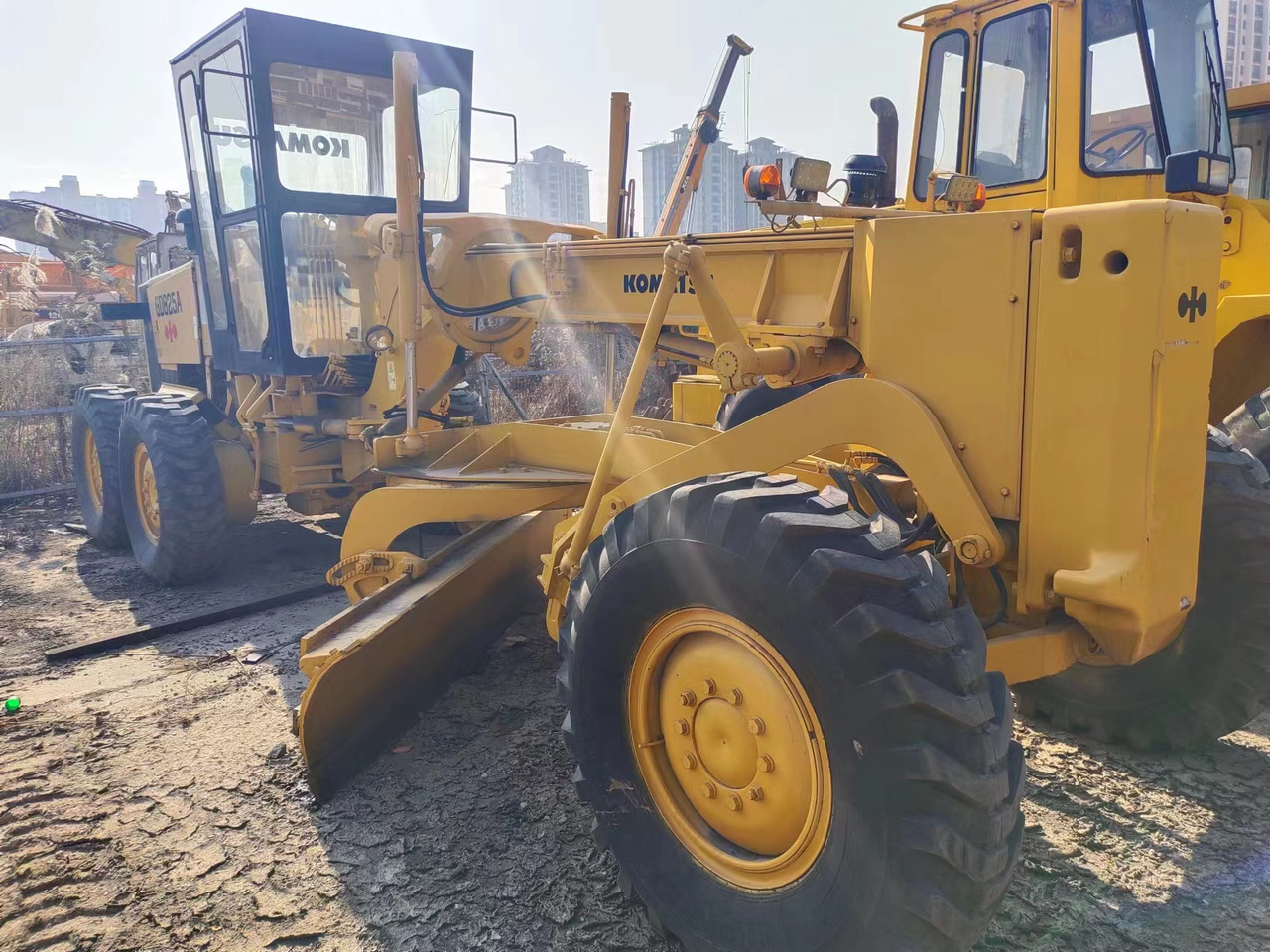 KOMATSU GD825A - Грейдер: снимка 5 KOMATSU GD825A - Грейдер: снимка 5