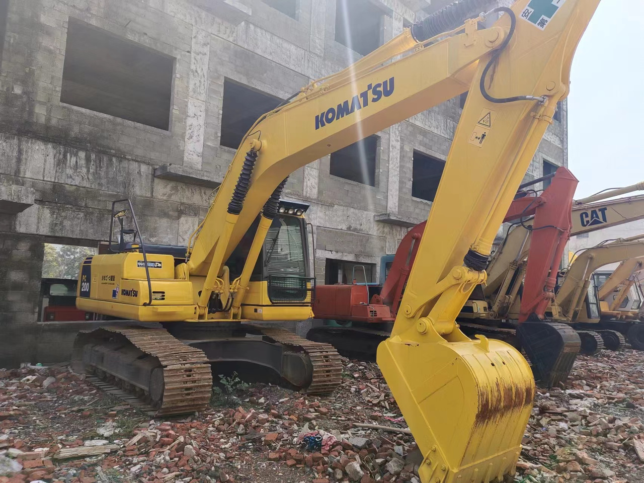 KOMATSU PC200-8 - Верижен багер: снимка 5 KOMATSU PC200-8 - Верижен багер: снимка 5