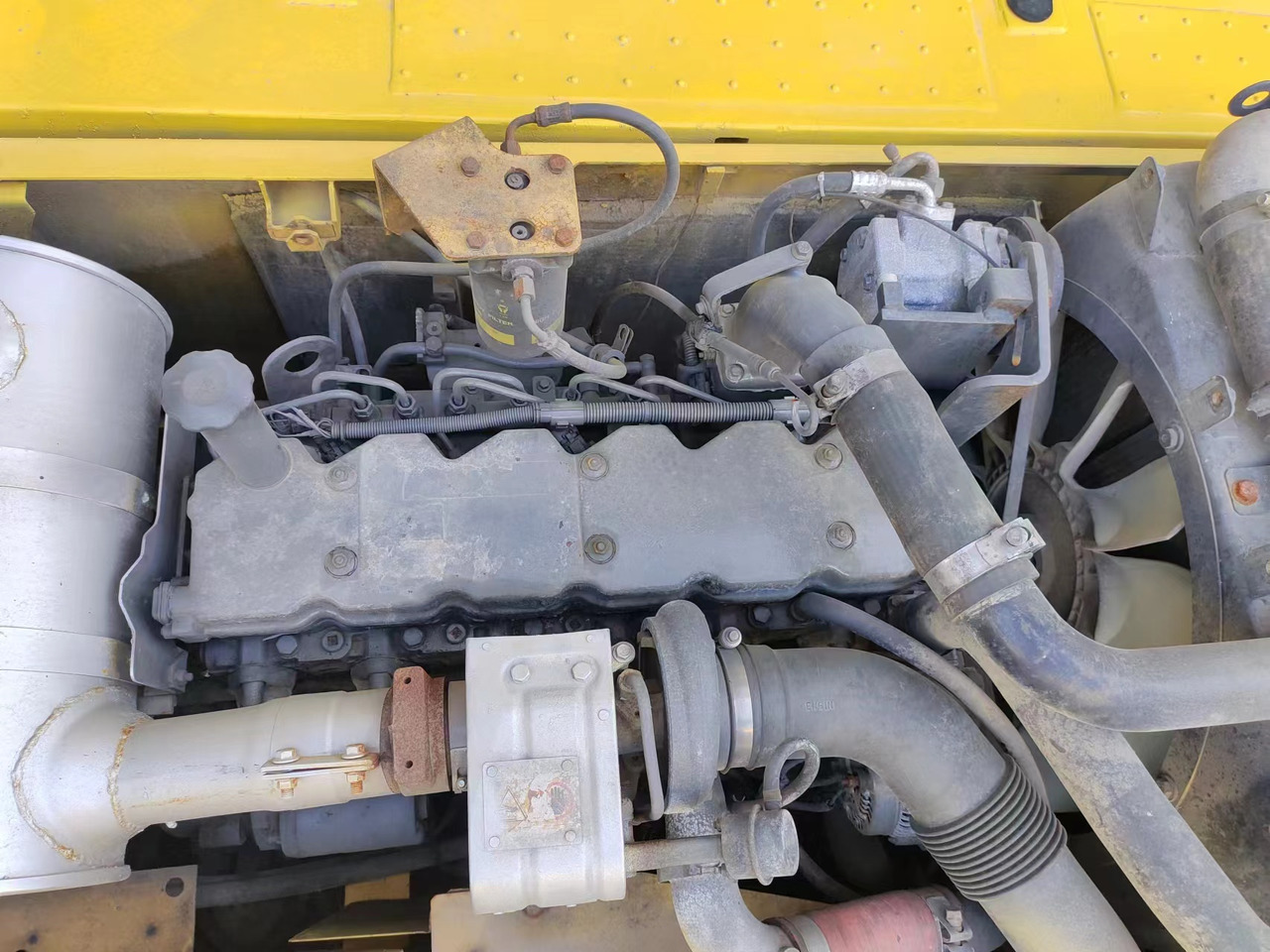 KOMATSU PC200-8 - Верижен багер: снимка 4 KOMATSU PC200-8 - Верижен багер: снимка 4