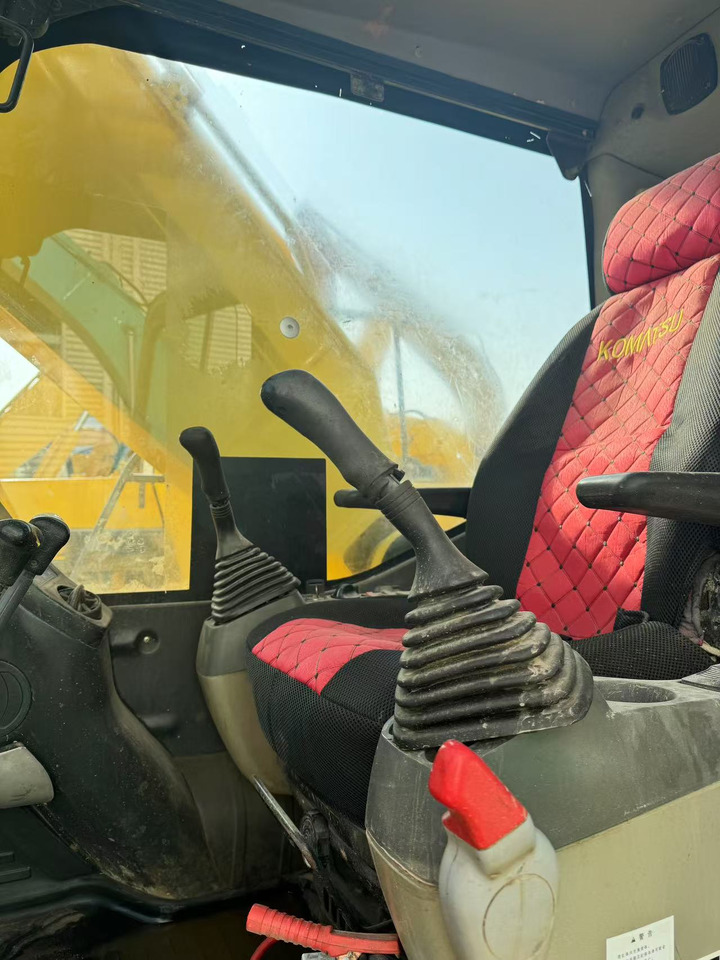 KOMATSU PC200-8 - Верижен багер: снимка 4 KOMATSU PC200-8 - Верижен багер: снимка 4